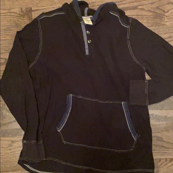 Kids LG pullover. Worn once. - Picture 2 of 4